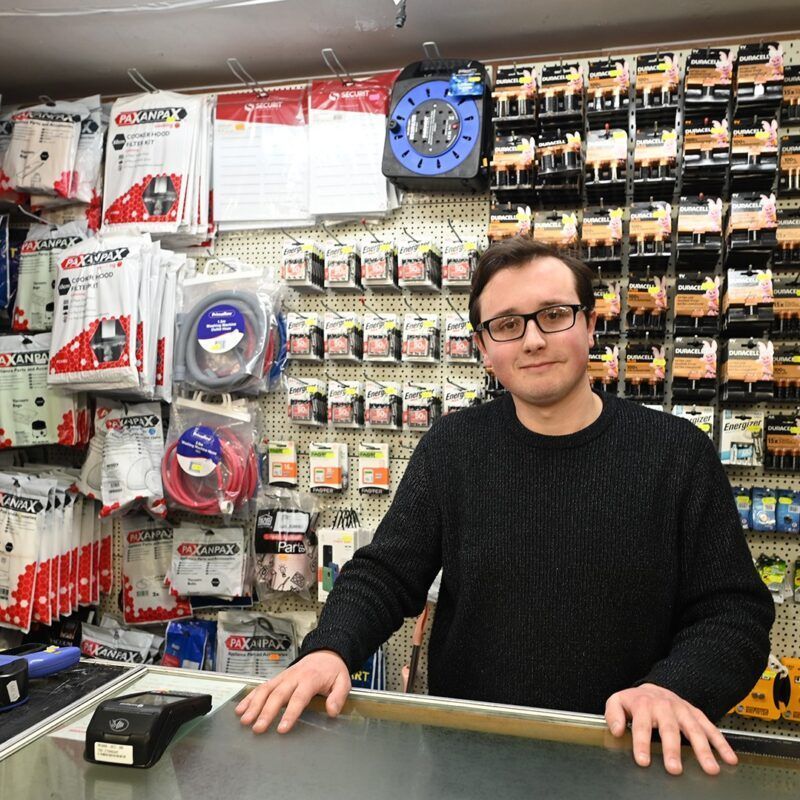 Market Electrics 34 Market Electrics